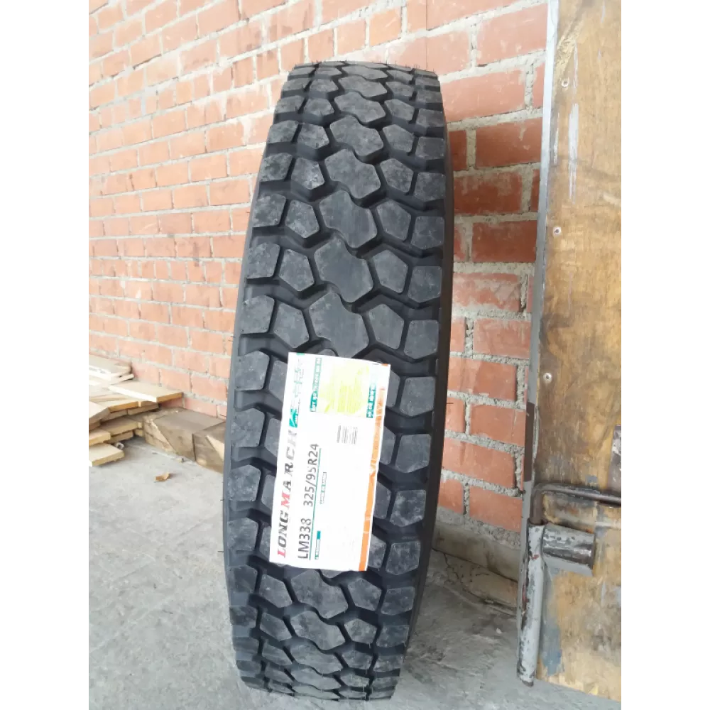 Грузовая шина 325/95 R24 Long March LM-338 22PR в Сысерти