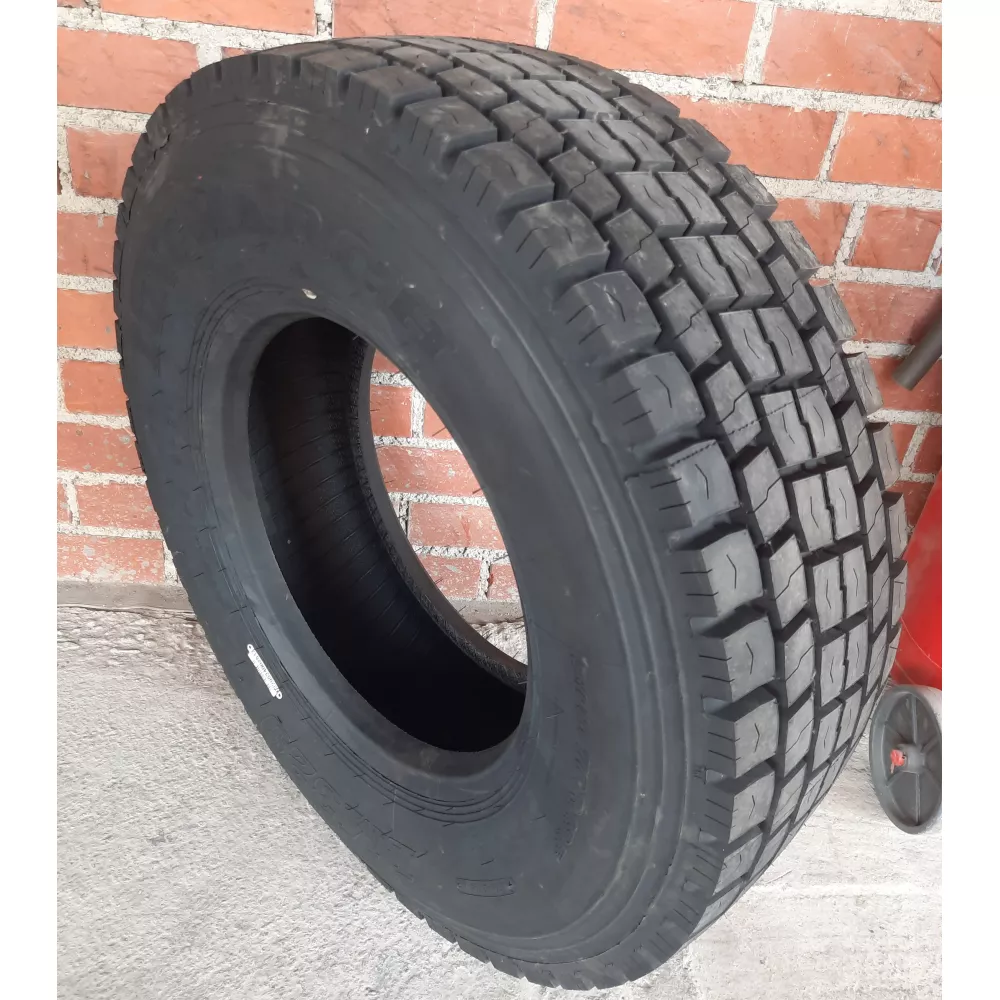 Грузовая шина 305/70 R19,5 Long March LM-329 18PR в Сысерти